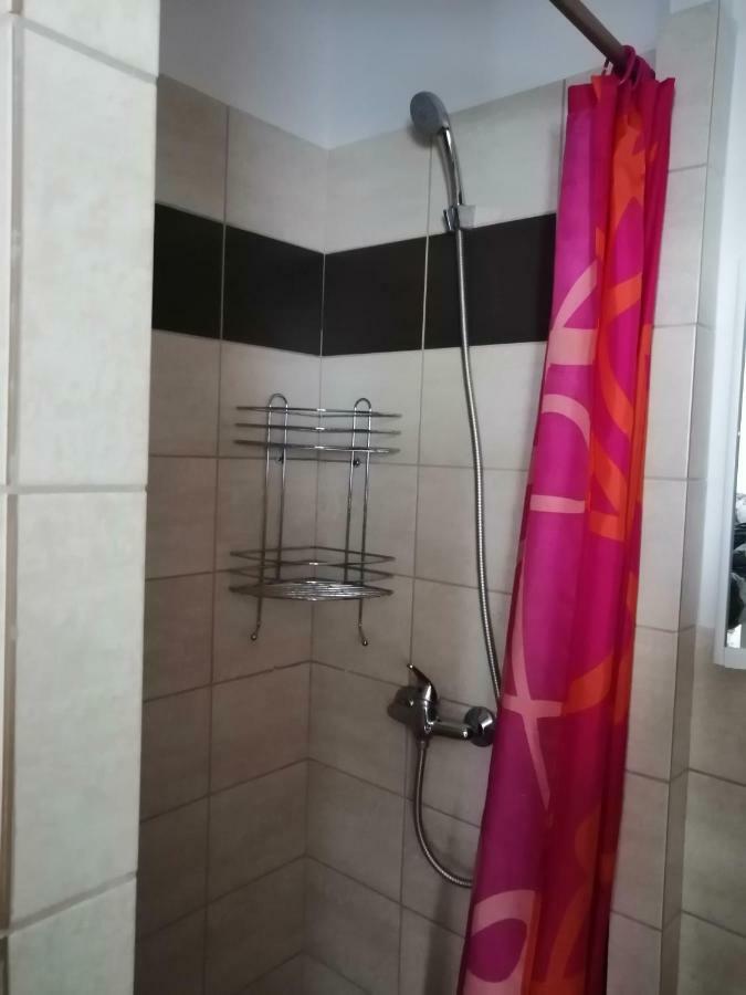 شقة U Ladi بولهاري المظهر الخارجي الصورة